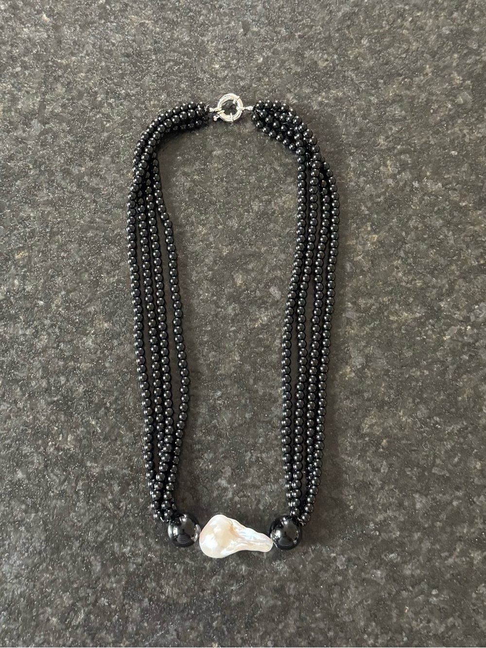 NWOT Tuckernuck Black Agate and Pearl Necklace